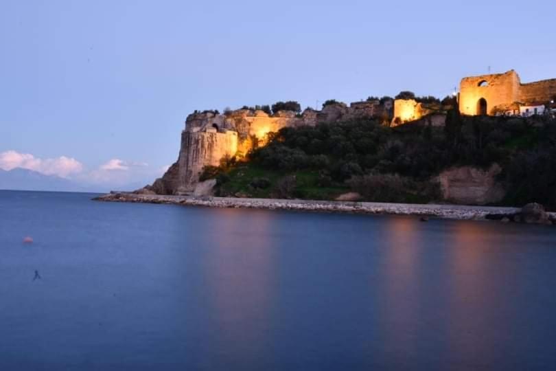 Vila Fotis House Koróni Exteriér fotografie